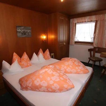 Haus Alpengluehn 3*