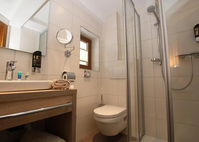 阿尔盘格伦旅馆 3*