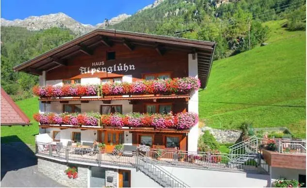 Haus Alpengluehn