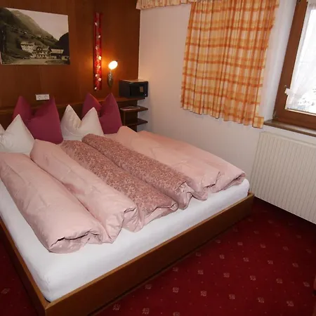 Maison d'hôtes Haus Alpengluehn Längenfeld